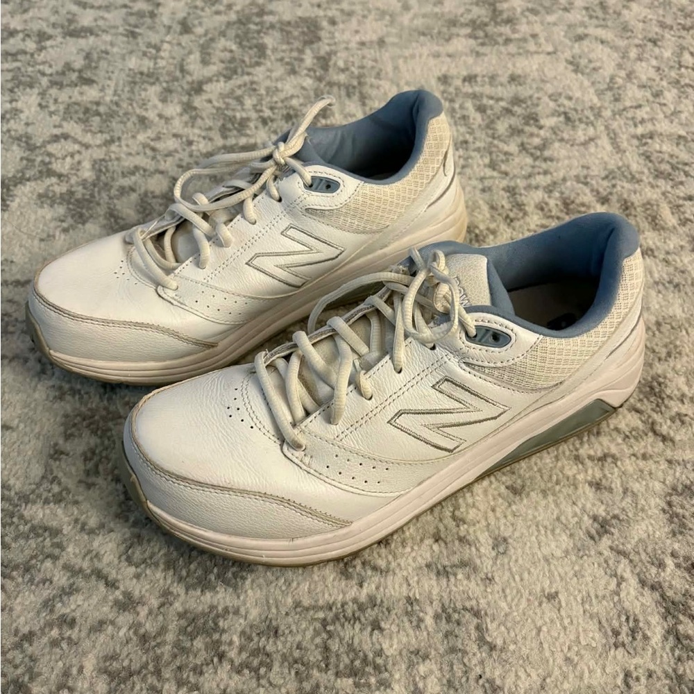 New Balance Women's 928 V3 Lace-Up Walking Shoe Size 10.5